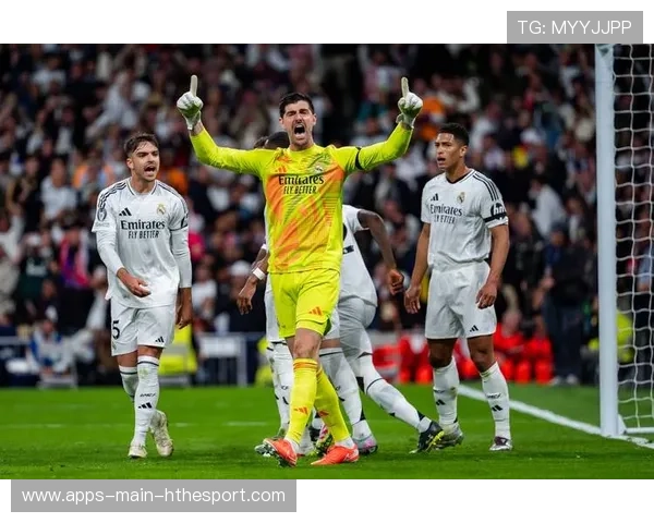 欧冠悲喜夜：阿森纳豪取十连胜，利物浦力克皇马，拜仁客场胜巴黎